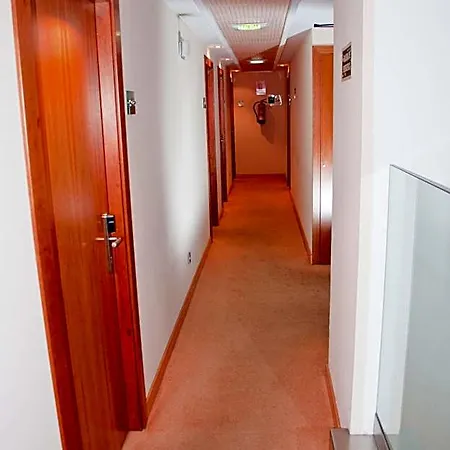 Arena Hotel 3*