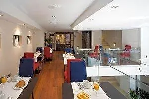 Arena Hotel